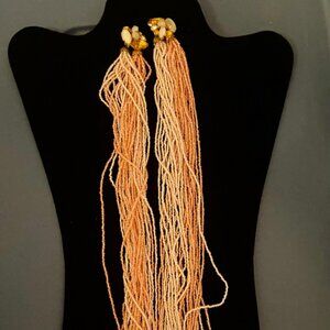 vintage multistrand seed bead necklace in peach and coral.